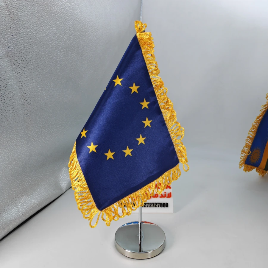 Metal Chrome Flag Desk F5 علم مكتب معدن كروم بعلم مخصص
